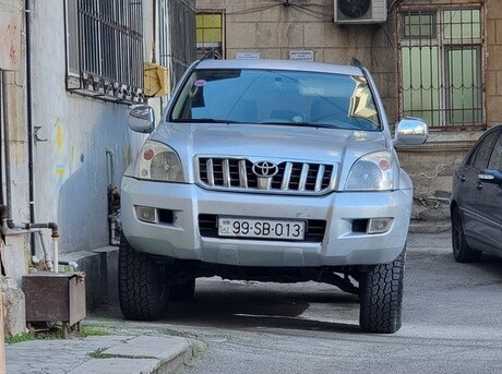 Toyota Land Cruiser Prado