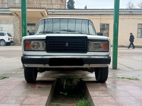 LADA (VAZ) 2107 2005