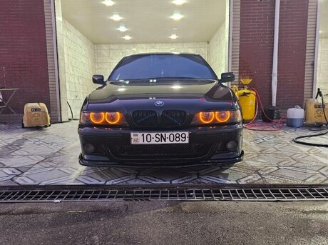 BMW 528 2003