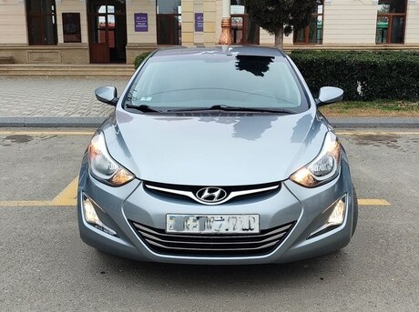 Hyundai Elantra 2016