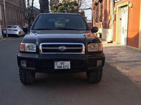 Nissan Pathfinder 1999