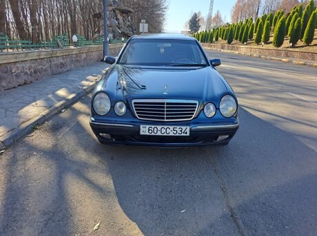 Mercedes E 200 2000