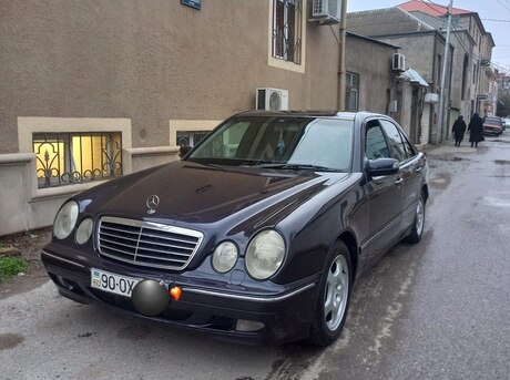 Mercedes E 270 2000