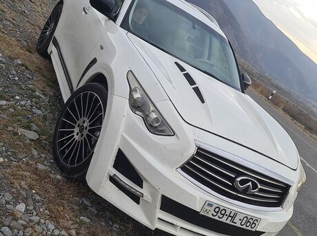 Infiniti FX35 2009
