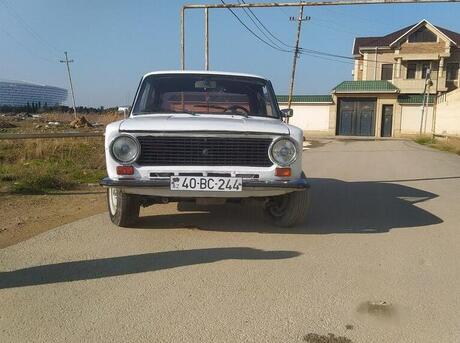 LADA (VAZ) 21011 1981