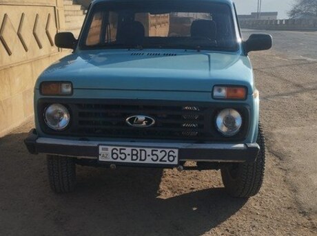 LADA (VAZ) Niva 2001