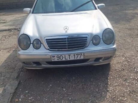 Mercedes E 220 2001