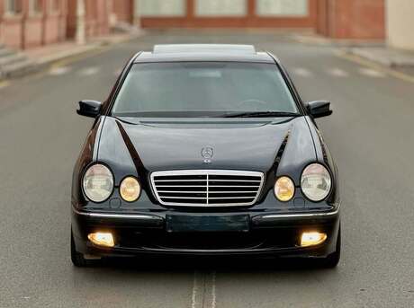 Mercedes E 270 2000