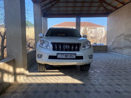Toyota Land Cruiser Prado 2010