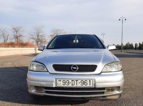 Opel Astra 1998