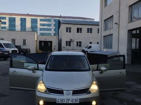 Nissan Tiida 2008