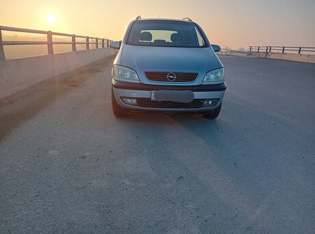 Opel Zafira 1999