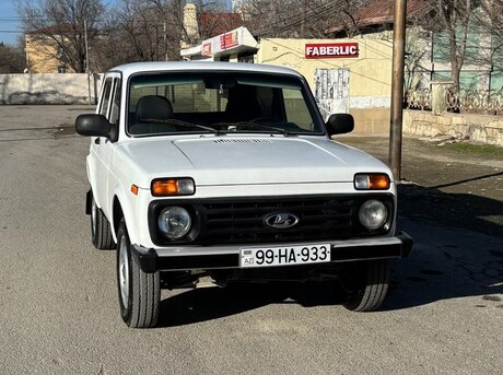 LADA (VAZ) Niva 2006