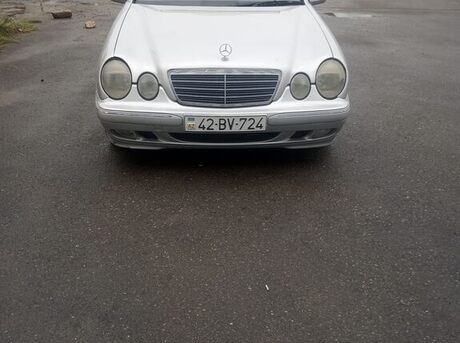 Mercedes E 240 2001