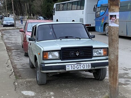 LADA (VAZ) 2107 2001