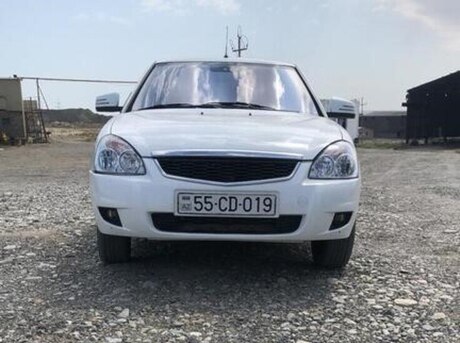 LADA (VAZ) Priora 2017
