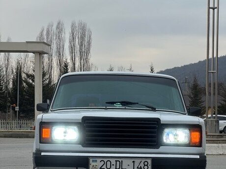 LADA (VAZ) 2107