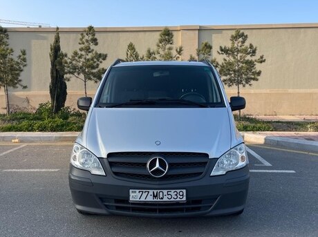 Mercedes Vito 113 2012
