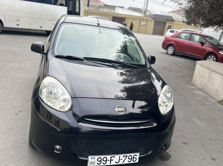 Nissan March 2012