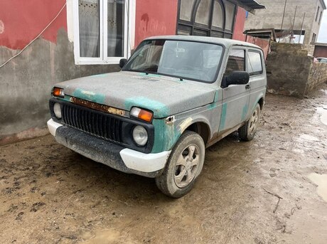 LADA (VAZ) Niva 2008
