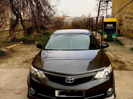 Toyota Camry 2011