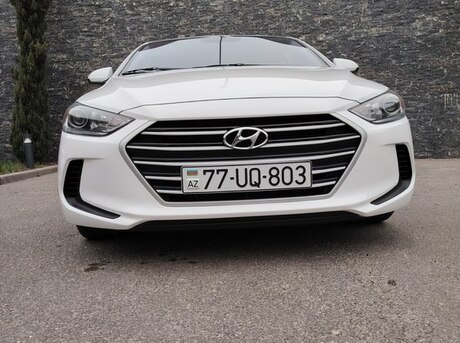 Hyundai Elantra 2018