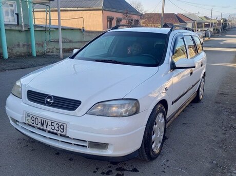 Opel Astra 2000