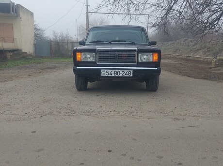 LADA (VAZ) 2107 2000