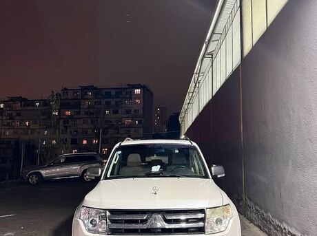Mitsubishi Pajero 2007