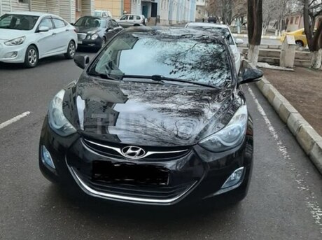 Hyundai Elantra 2013