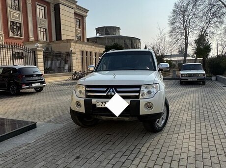 Mitsubishi Pajero 2008