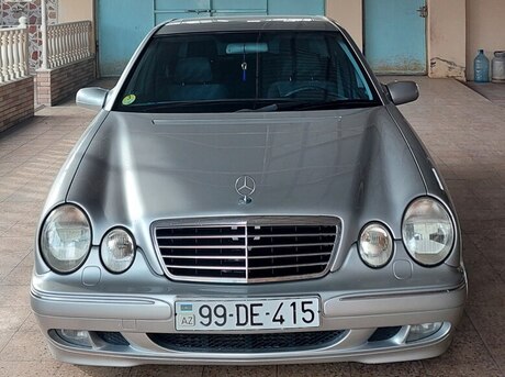 Mercedes E 220 d 2001
