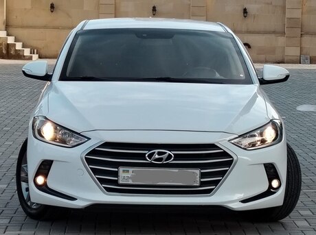 Hyundai Elantra 2015