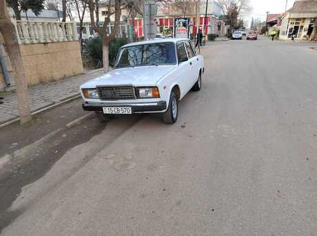 LADA (VAZ) 2107 2005