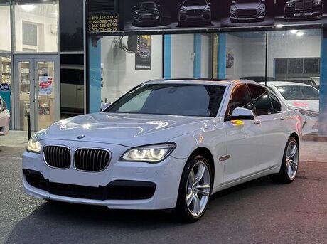 BMW 740
