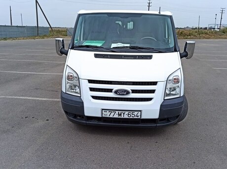 Ford Transit 2010