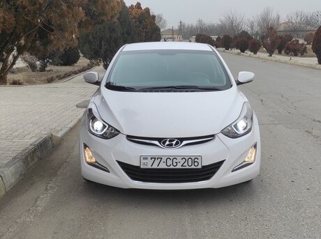 Hyundai Avante 2013
