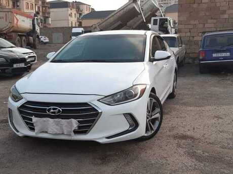 Hyundai Elantra 2017