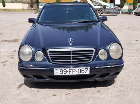 Mercedes E 200 2000