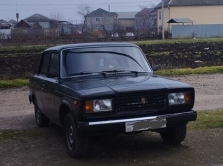LADA (VAZ) 2107 2010