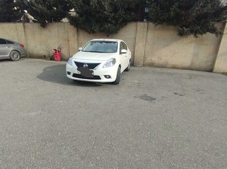 Nissan Sunny 2013