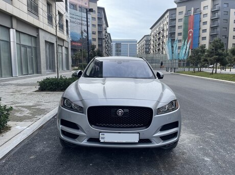 Jaguar F-Pace 2020