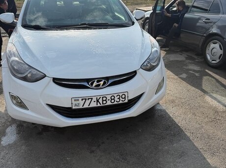 Hyundai Elantra 2013