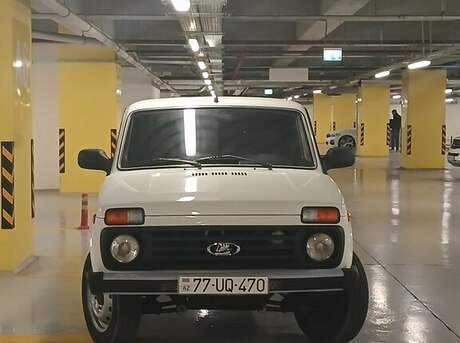 LADA (VAZ) Niva 2012