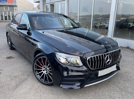 Mercedes E 300