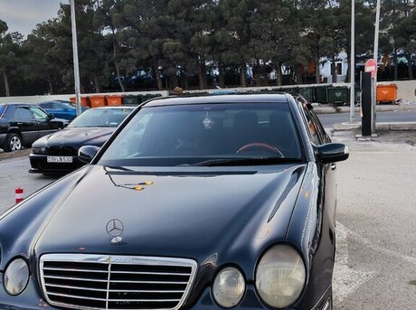Mercedes E 220 d 2001
