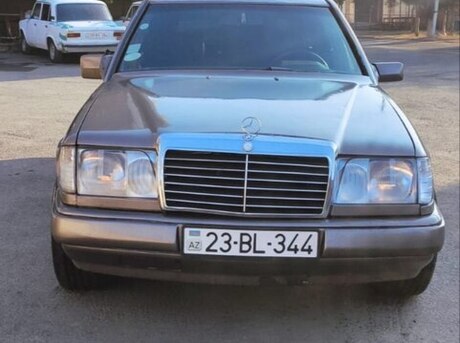 Mercedes E 230 1989