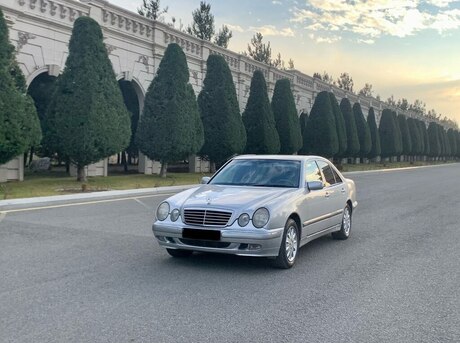 Mercedes E 240 1999