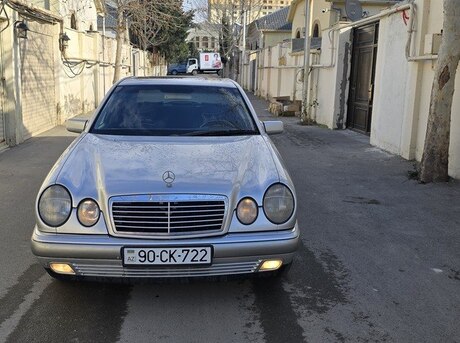 Mercedes E 240 1998