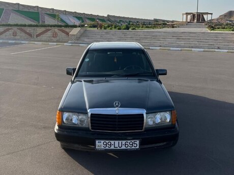 Mercedes 190 1990